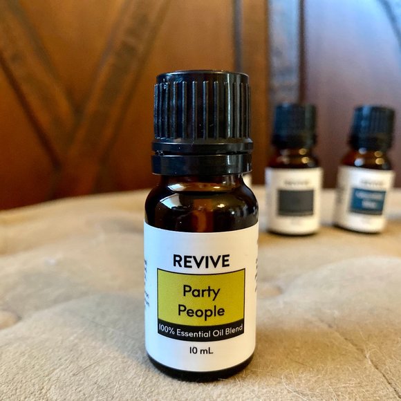 Revive Essential Oils - Assorted / there are 5 oils with different pricing - Picture 5 of 7